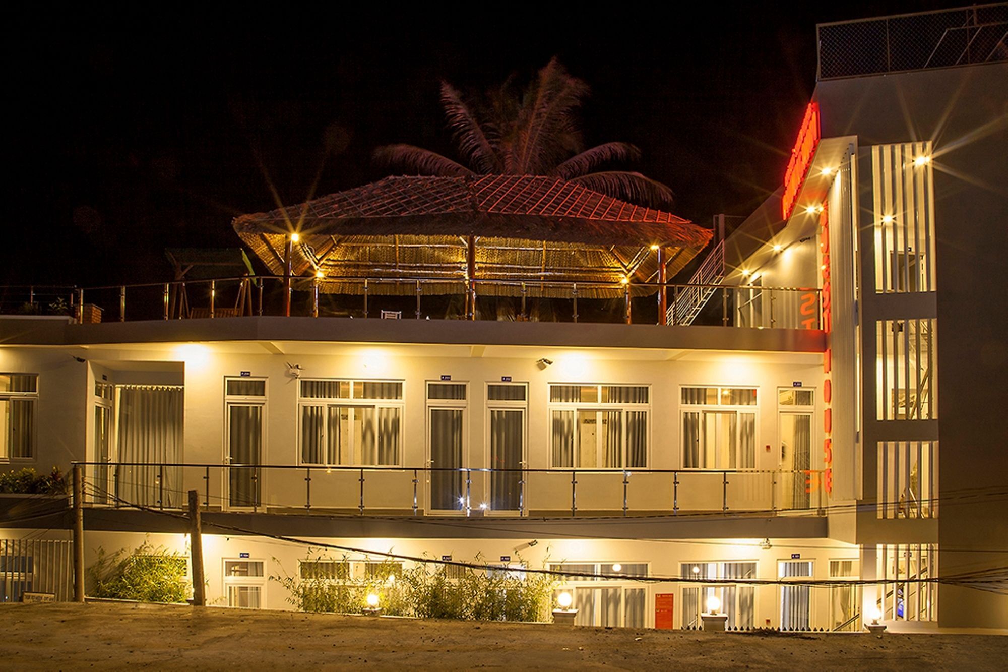 Phuong Nam Guest House ムイネー エクステリア 写真